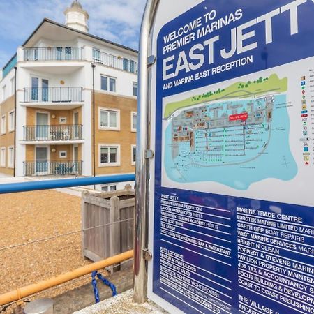 On The Water 3 With Free Parking - By My Getaways Apartment Brighton Exterior foto